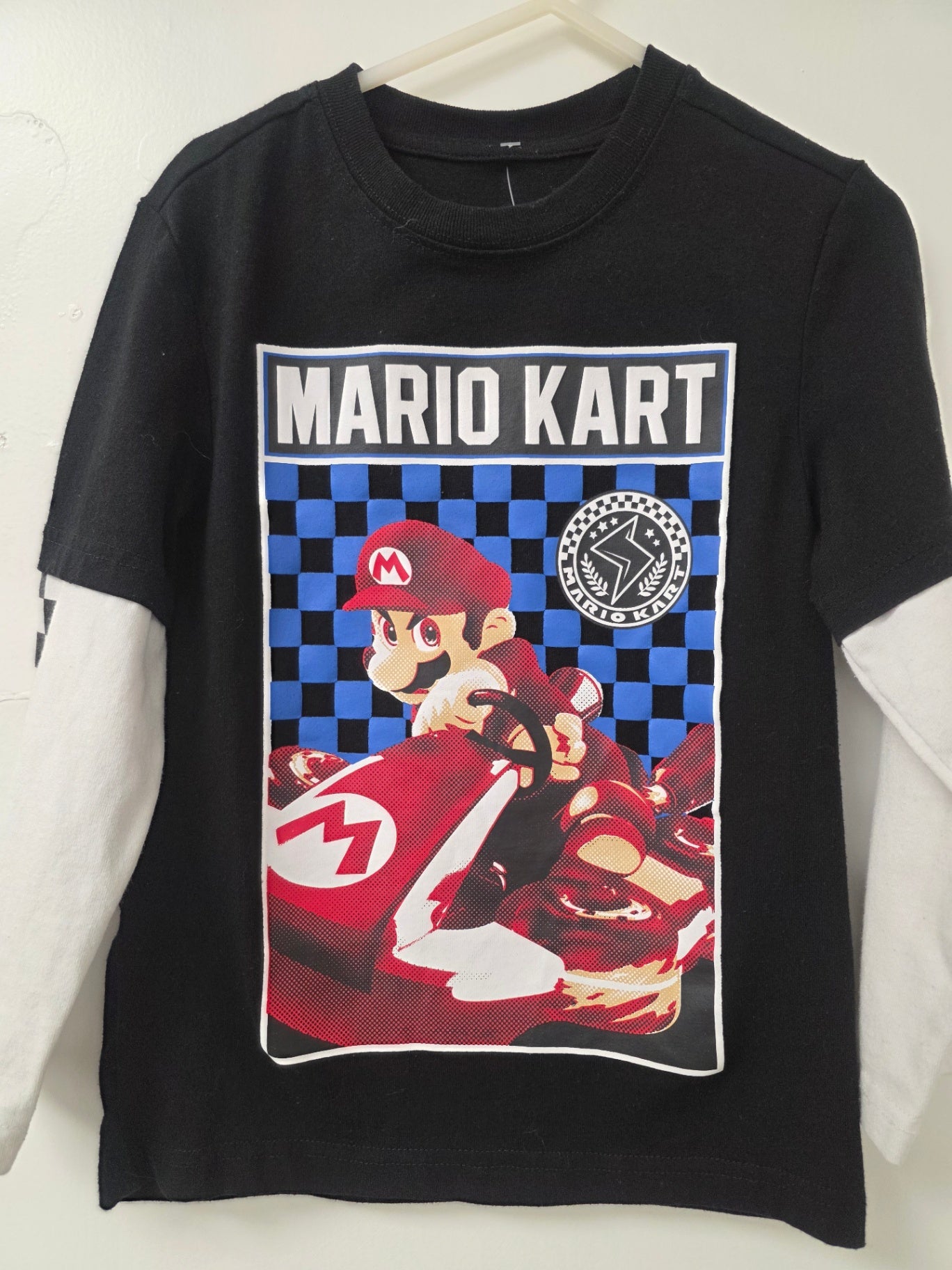 MarioKart Sweatshirt 4/5 Black and white