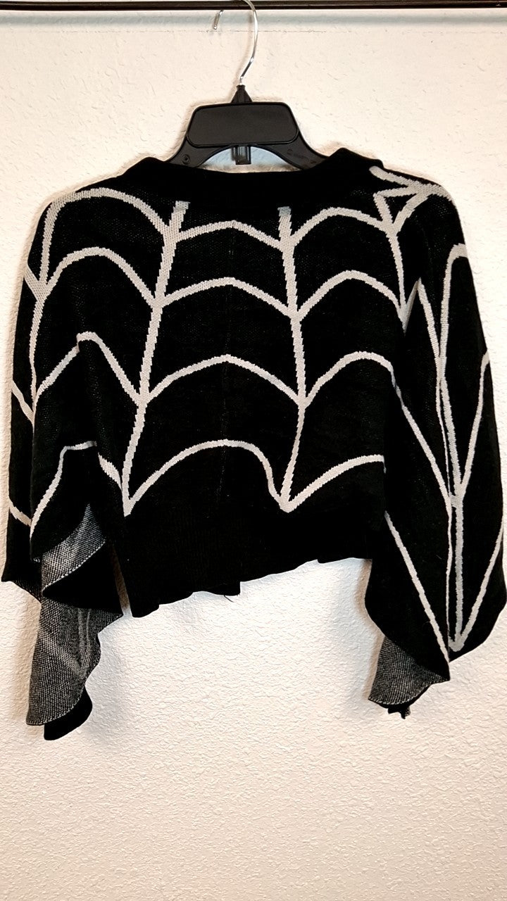 Aino & E Sweater Black and white