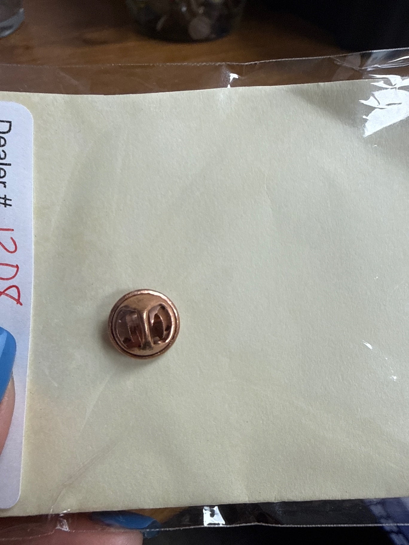 Haute Collections Pins Red