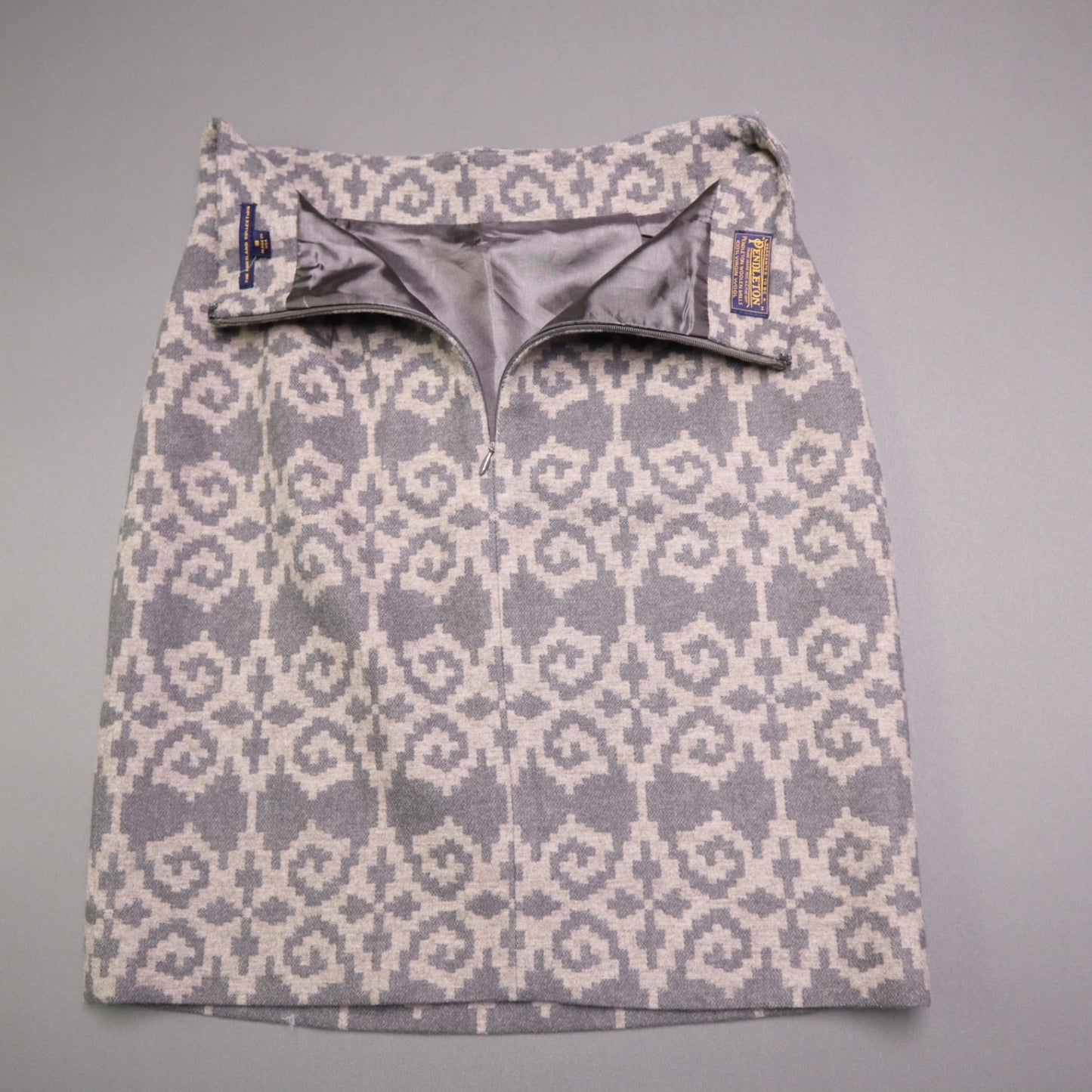 Pendleton Portland Collection Womens Small 100% Virgin Wool Geometric Skirt USA S