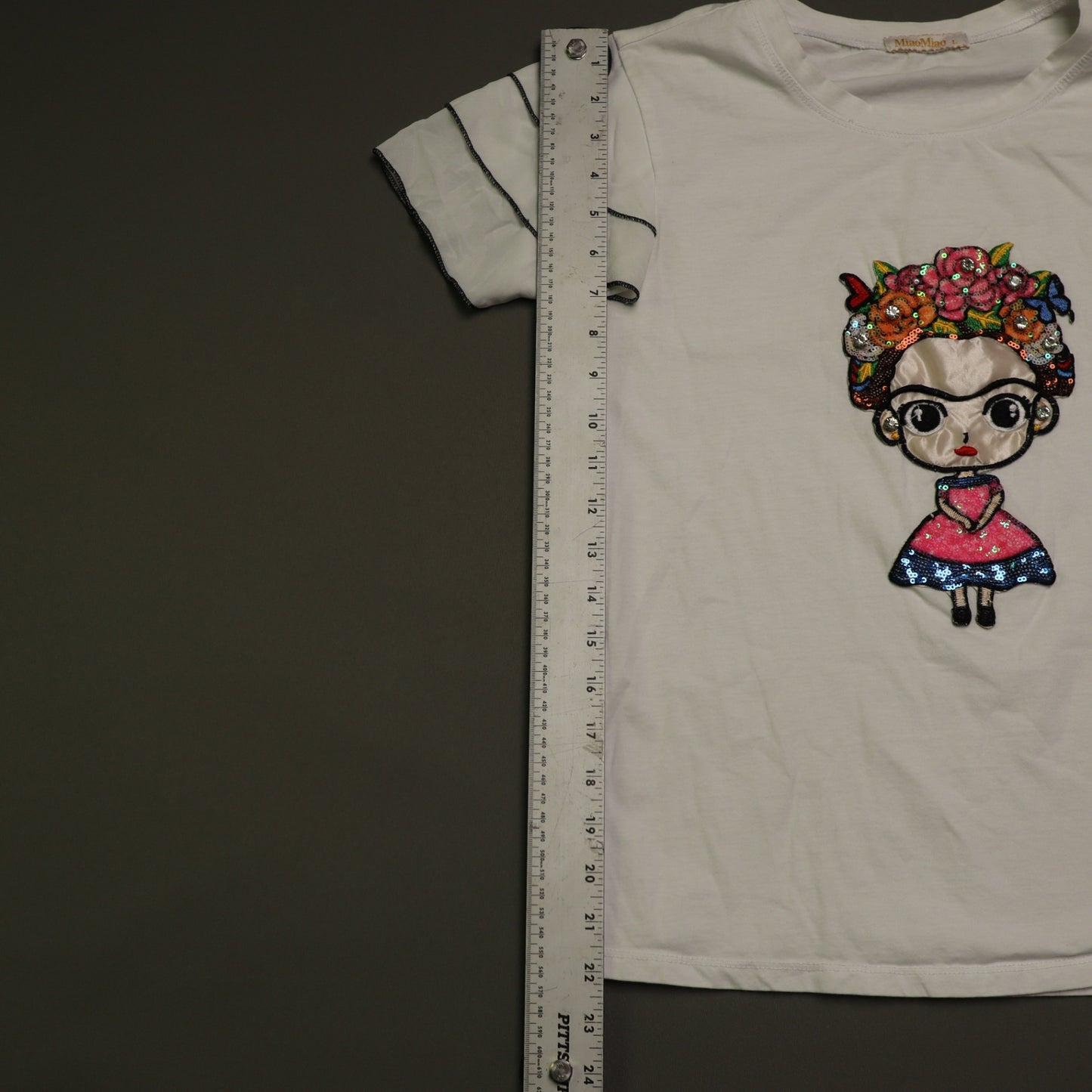 MiaoMiao Frida Kahlo Graphic T Shirt Womens Large White Sequin Ruffle Sleeve Top