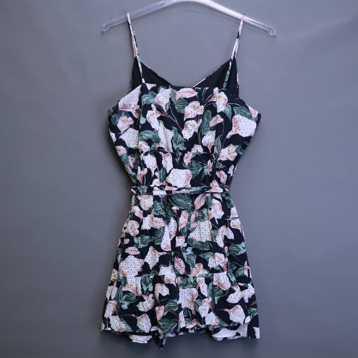 NWT Express Womens XL Black Floral Eyelet Romper Tie Waist Tiered Camisole $98
