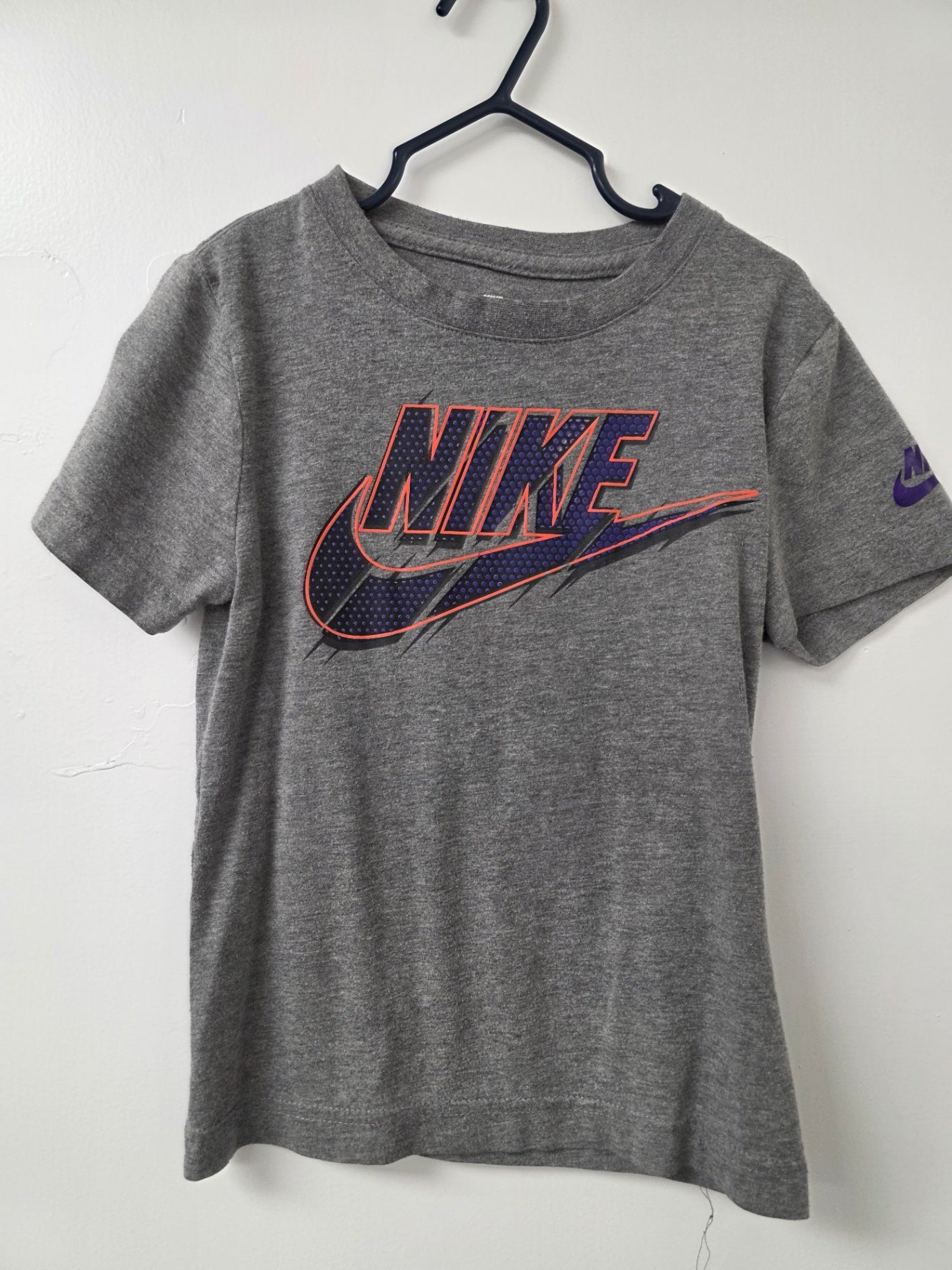 Nike T-Shirt M Gray