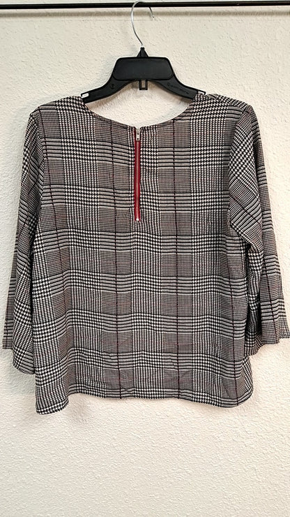W5 Blouse Black and White