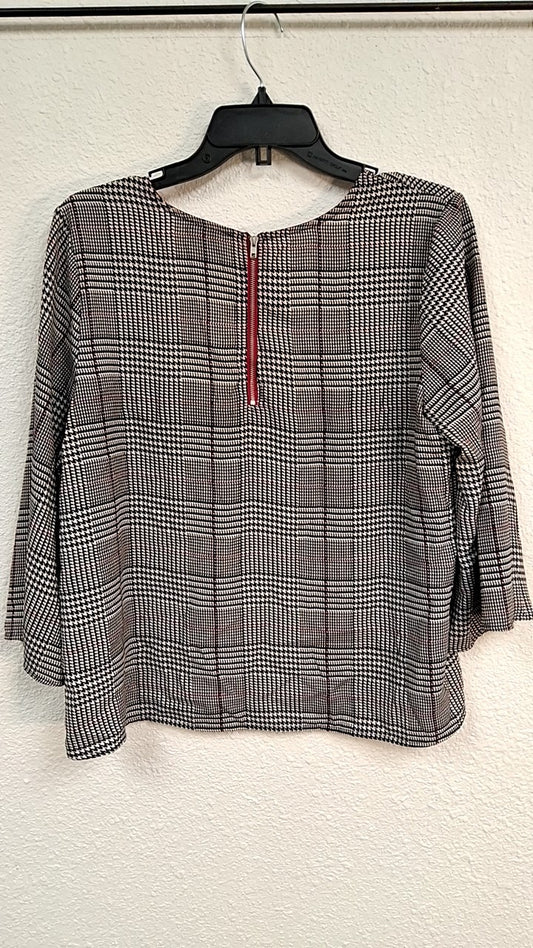 W5 Blouse Black and White
