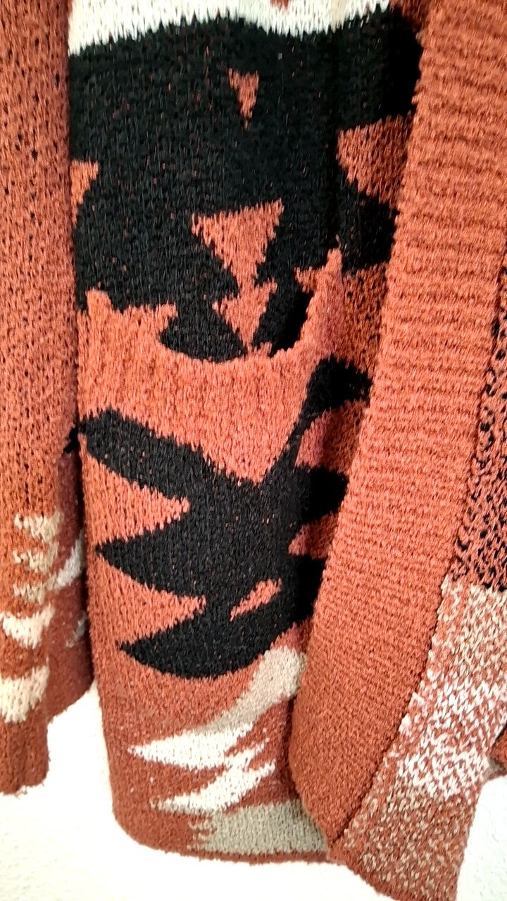 Haute Collections Sweater S Rust, Black, Beige, White