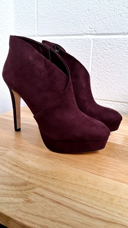 Jessica Simpson Booties 8.5 Burgundy