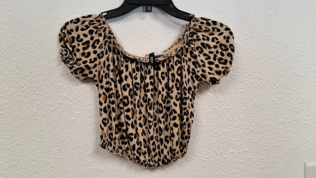 Divided Crop top S Beige with black and orange leopard print