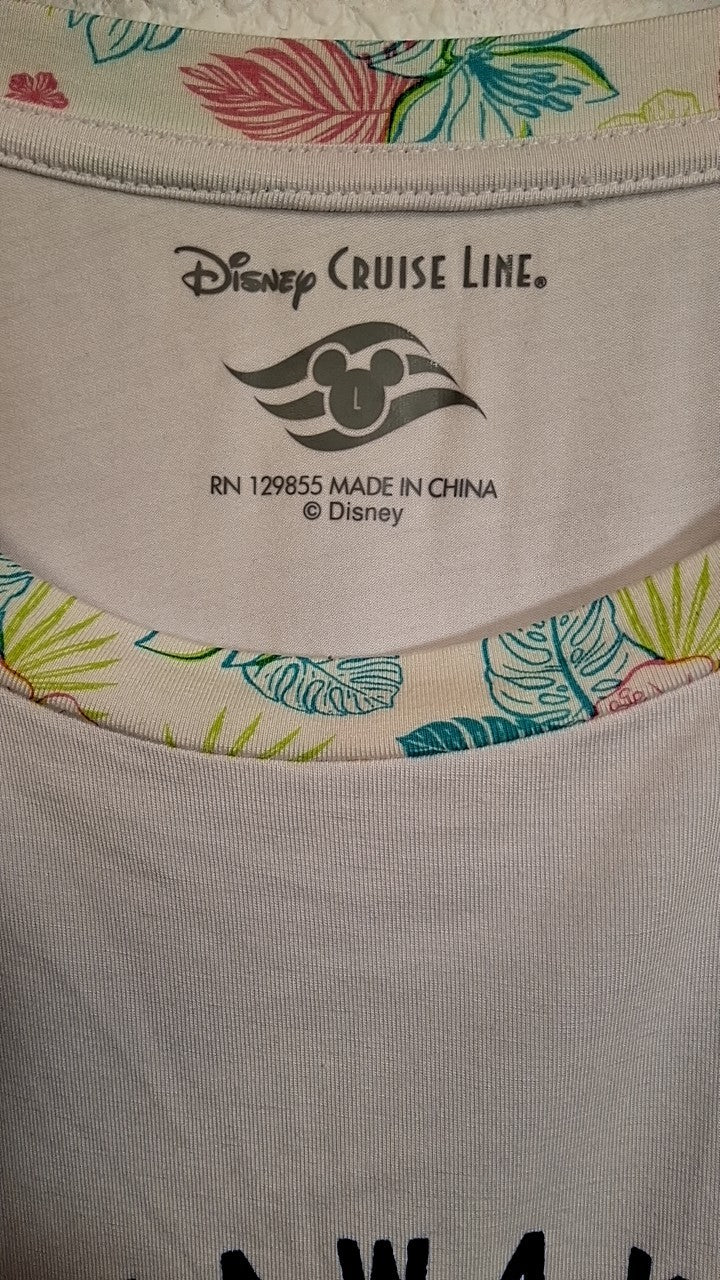 Disney Cruise Line T-Shirt L Multicolor
