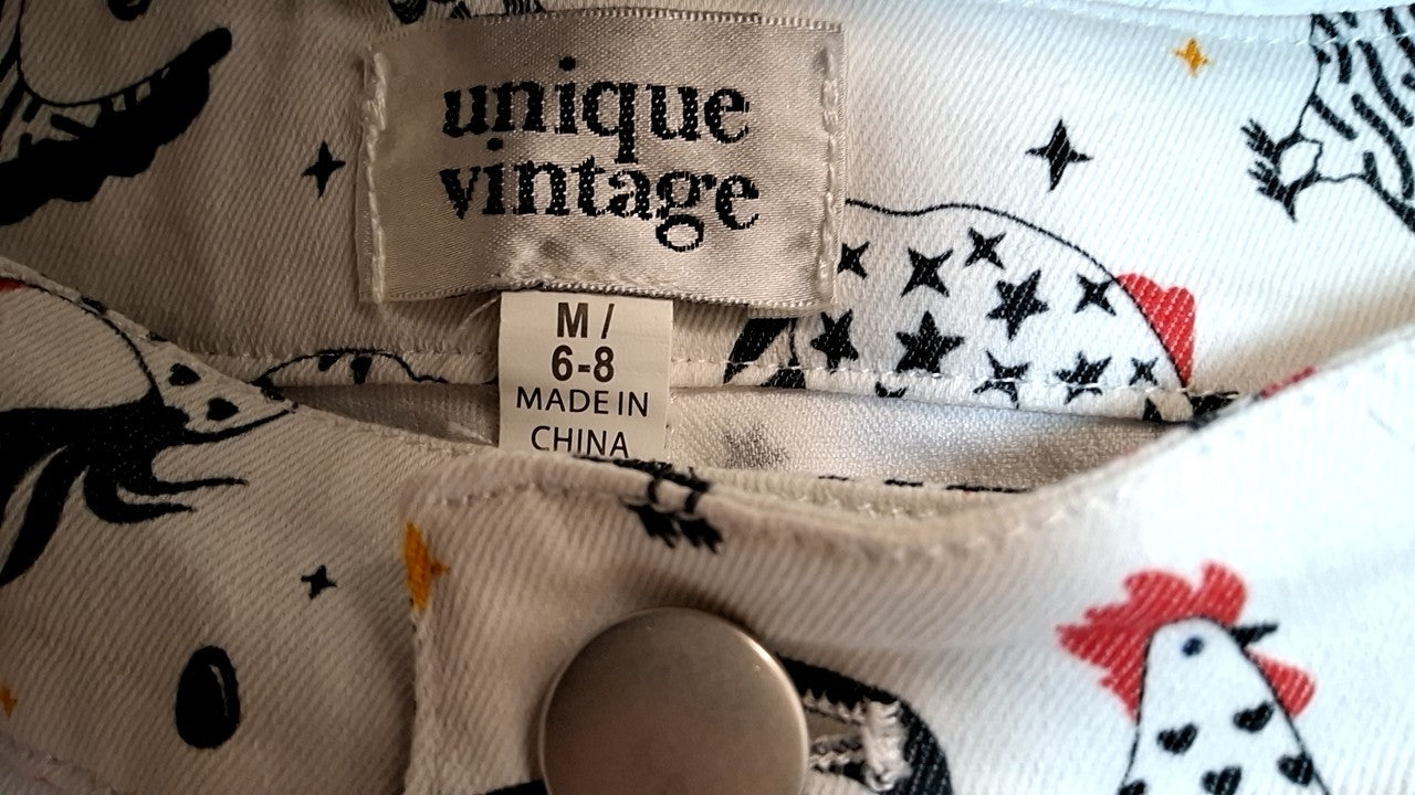 Unique Vintage White Chicken Print Ensemble M6/8