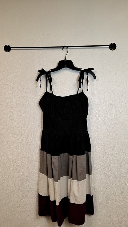 Sourpuss Dress M Black and White