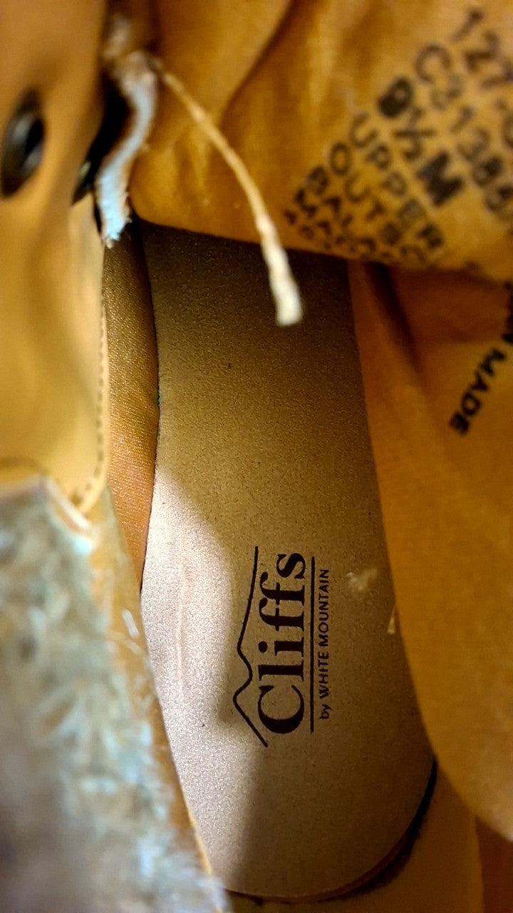 Cliffs Boots 9.5 Tan
