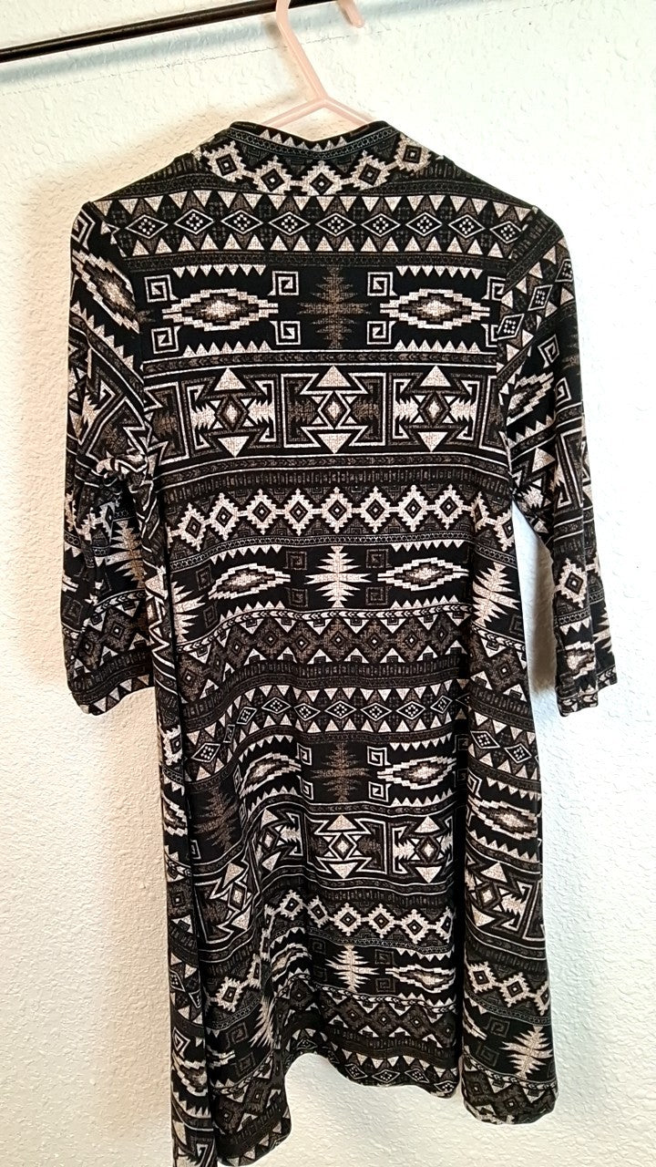 Kiss Dress 10/12 Black and white