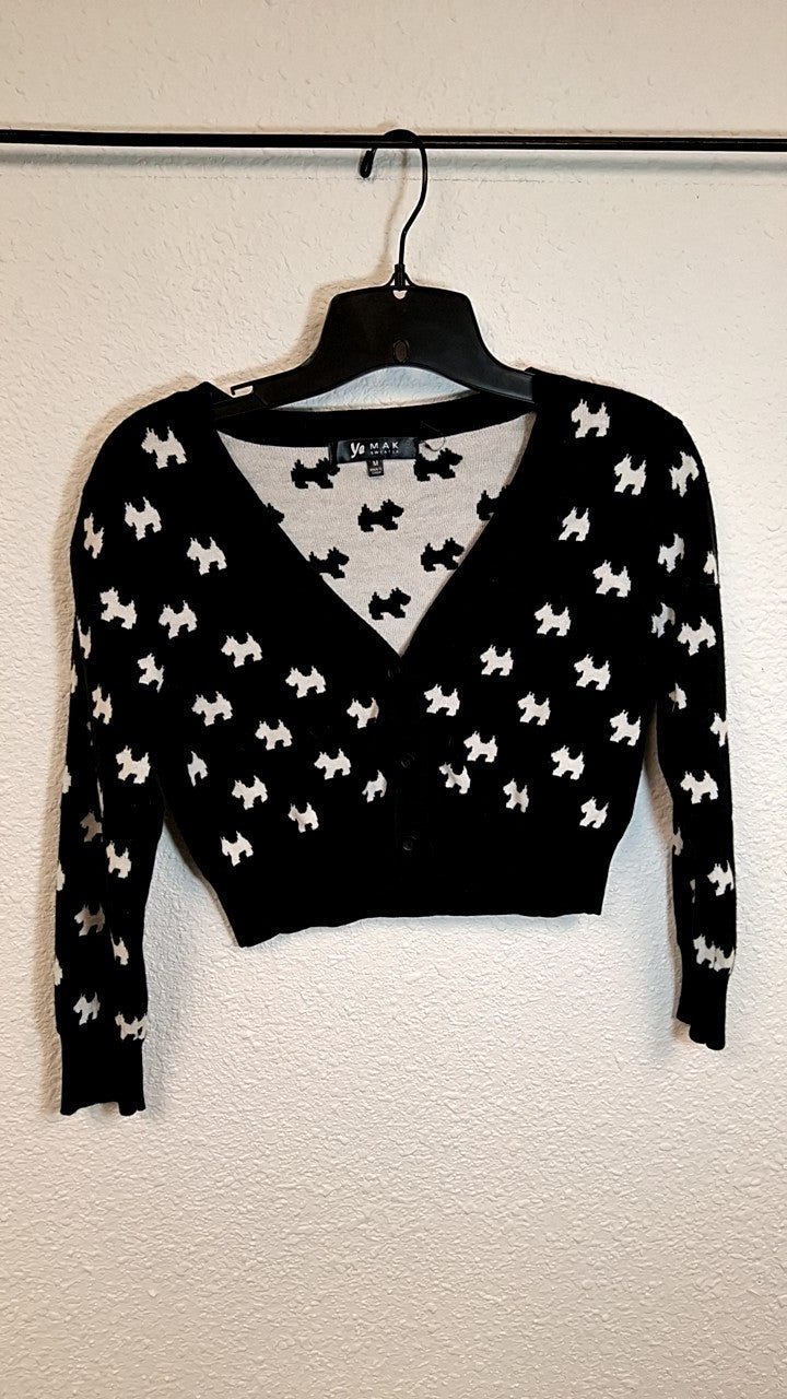YeMak Sweater M Black and White