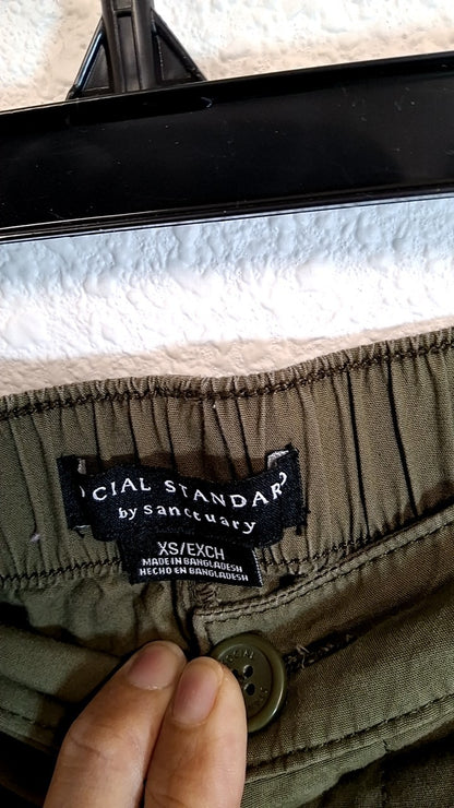 Social Standard Pants XS Olive green