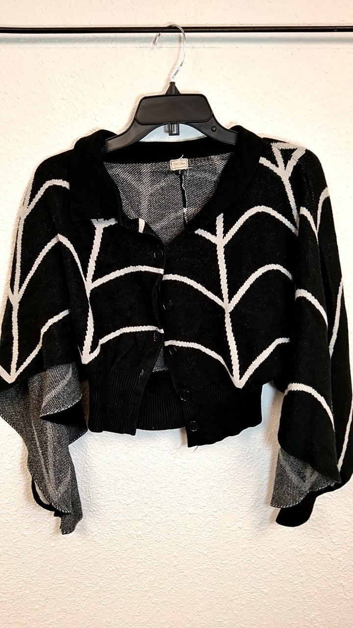 Aino & E Sweater Black and white