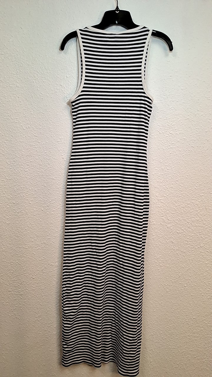 Divided Maxi Dress M Black and White