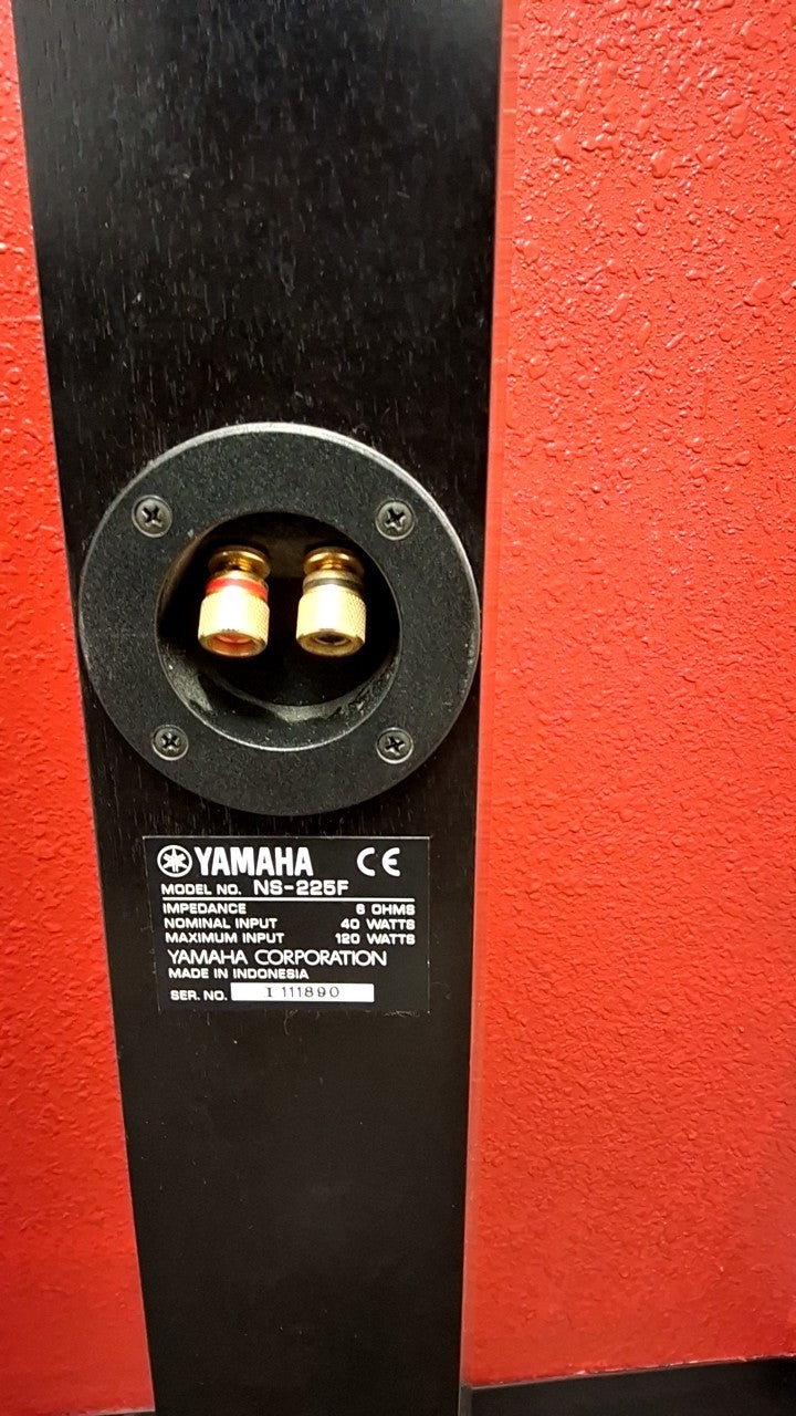 Yamaha Standing Speakers