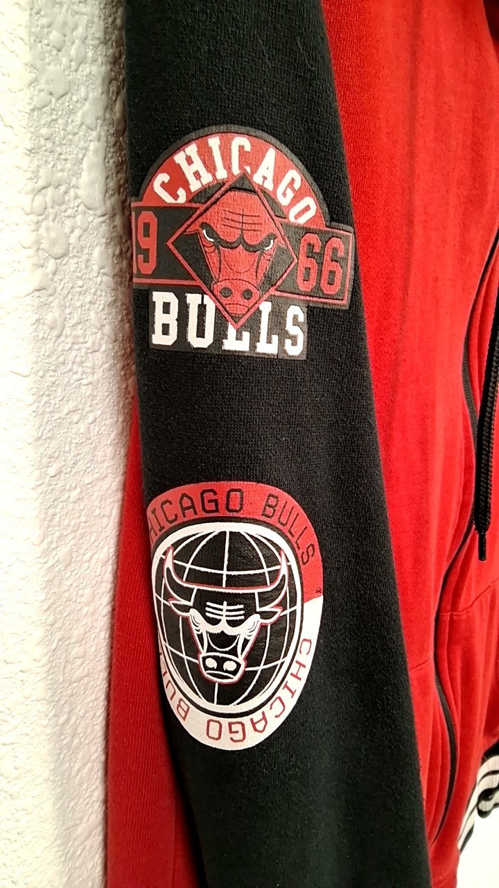 NBA Chicago Bulls Hoodie M Red and Black