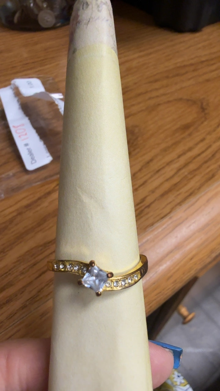 Ring Yellow