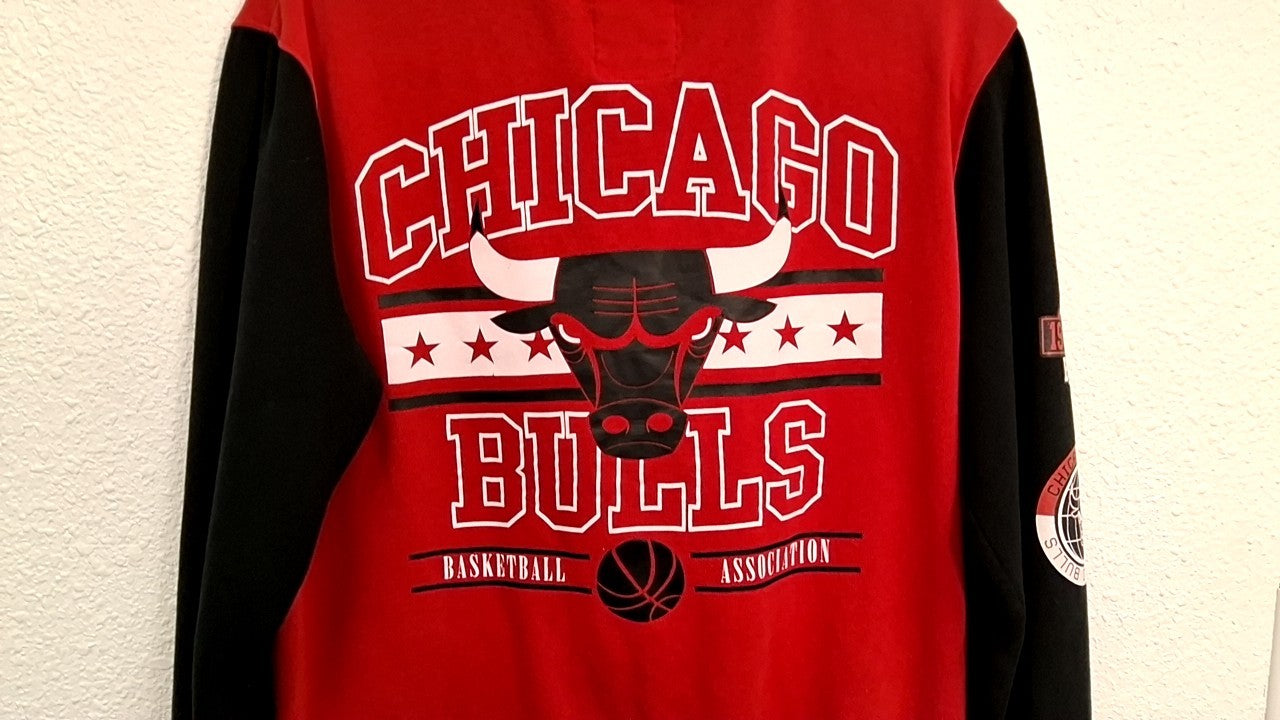 NBA Chicago Bulls Hoodie M Red and Black