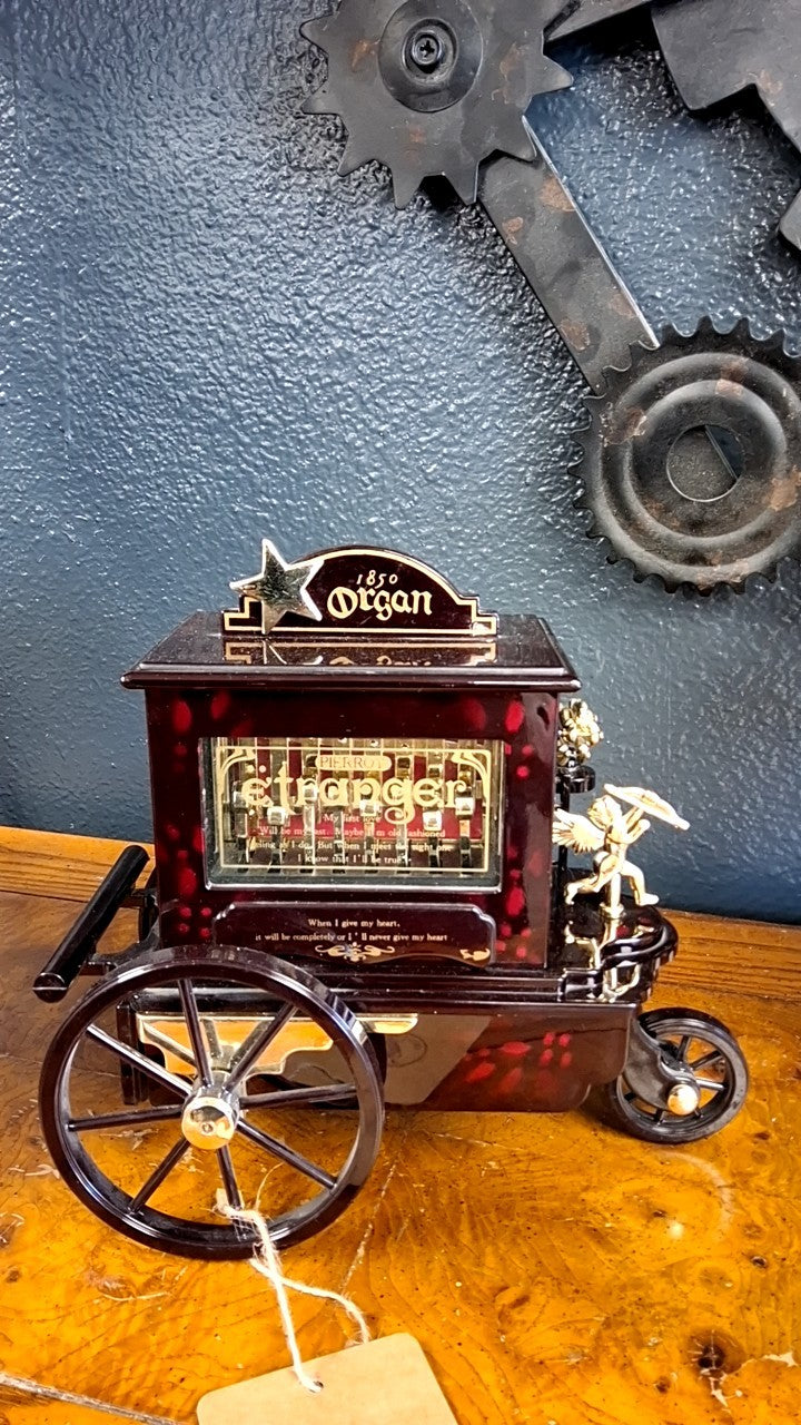Pierrot Wagon Music Jewelry Box