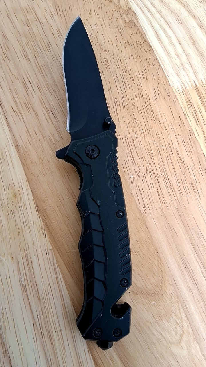 Haute Collections Safety Knife