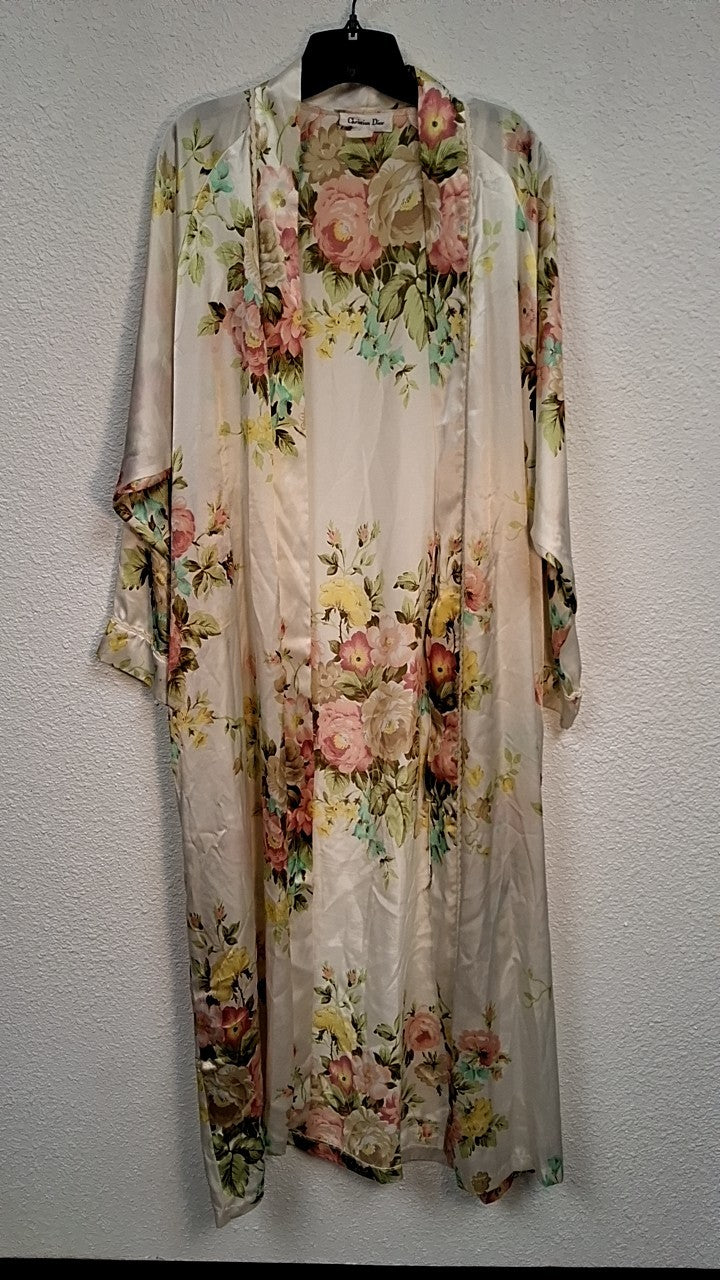 Christian Dior Robe Cream with floral pattern