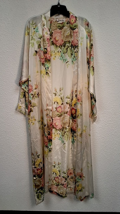 Christian Dior Robe Cream with floral pattern