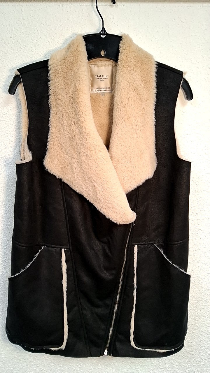 Zara Vest M Black and cream
