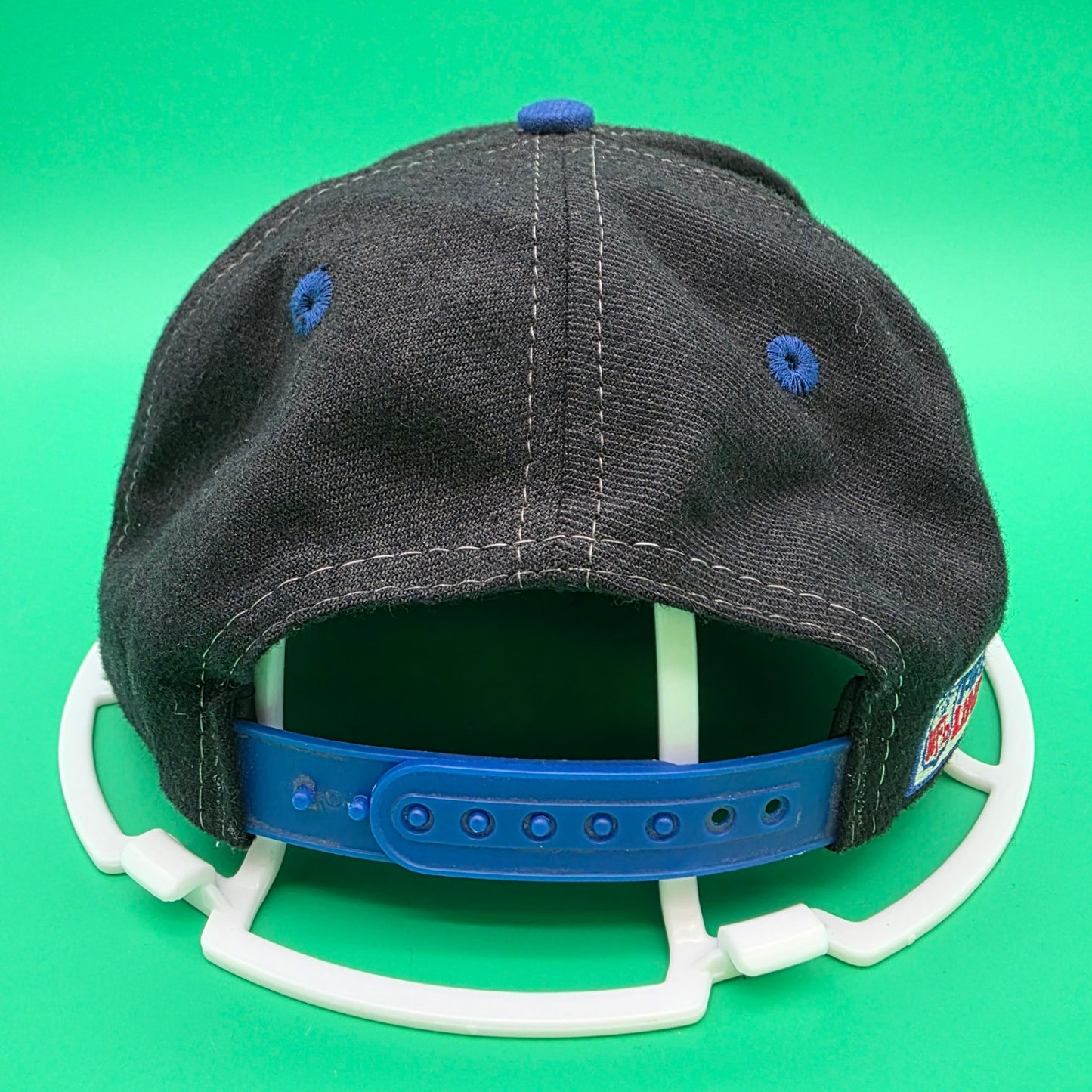 Vintage 1990s New York Giants Sharktooth Hat