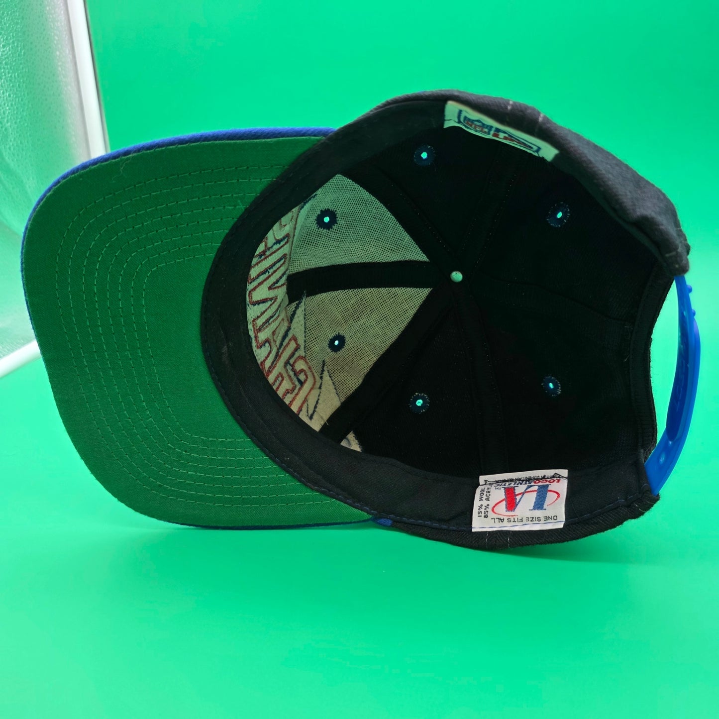 Vintage 1990s New York Giants Sharktooth Hat