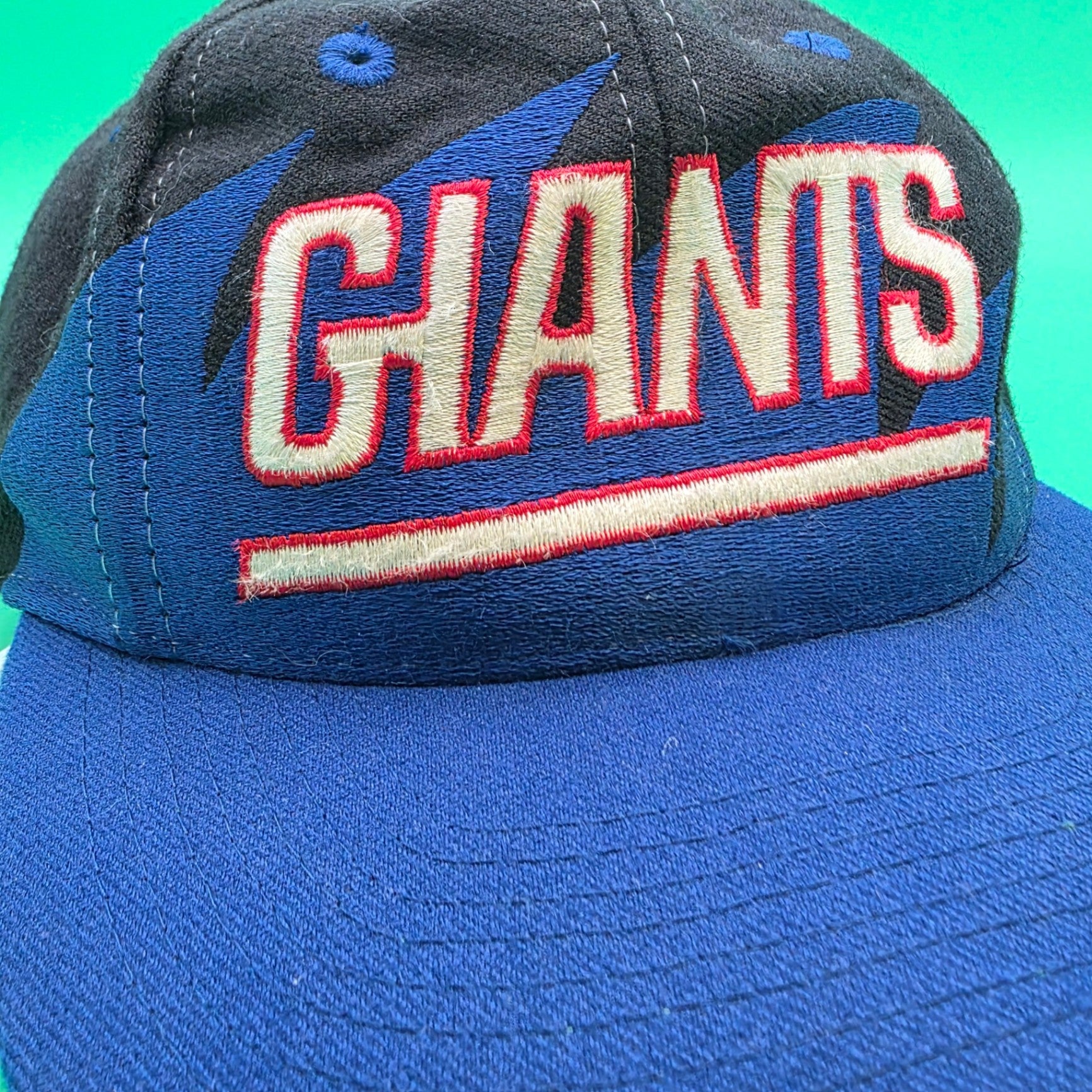 Vintage 1990s New York Giants Sharktooth Hat