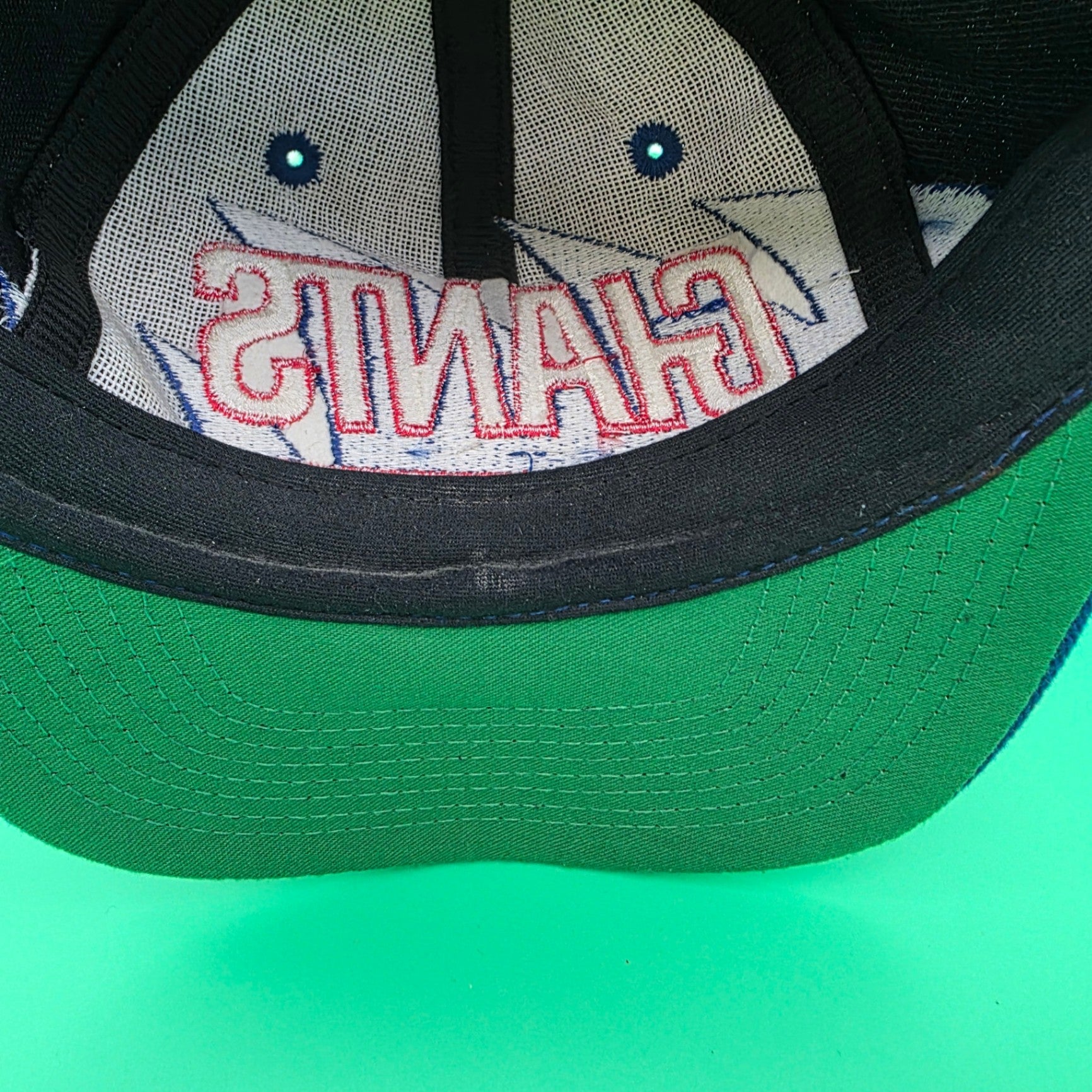 Vintage 1990s New York Giants Sharktooth Hat