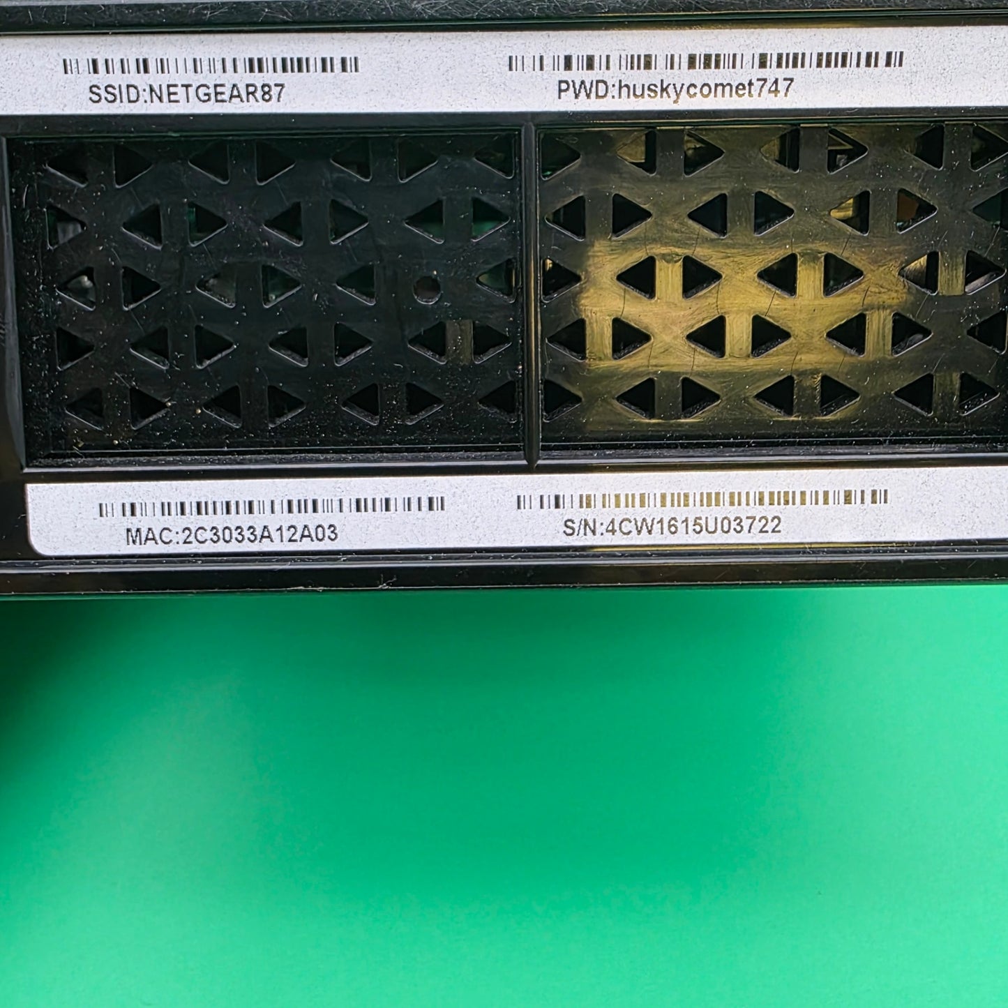 NETGEAR N300 WiFi Router WNR2000v5