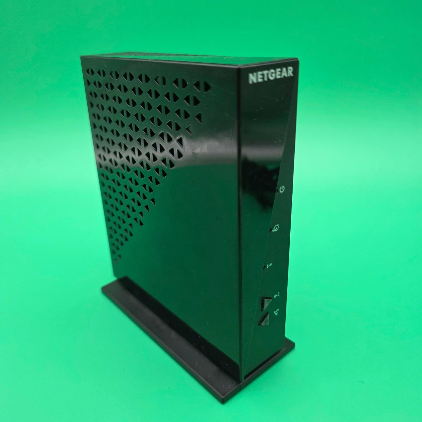 NETGEAR N300 WiFi Router WNR2000v5