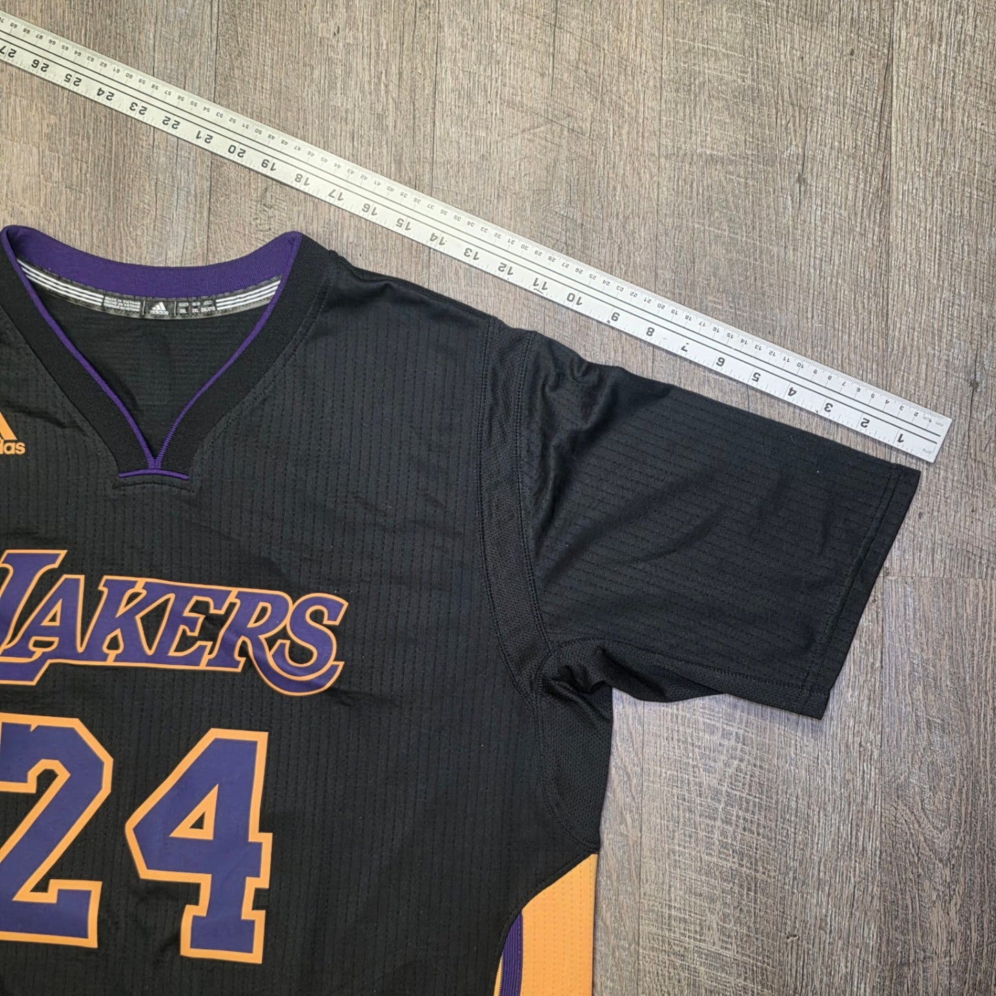 Kobe Bryant Hollywood Nights Lakers Adidas black sleeve Jersey Medium mamba NWOT