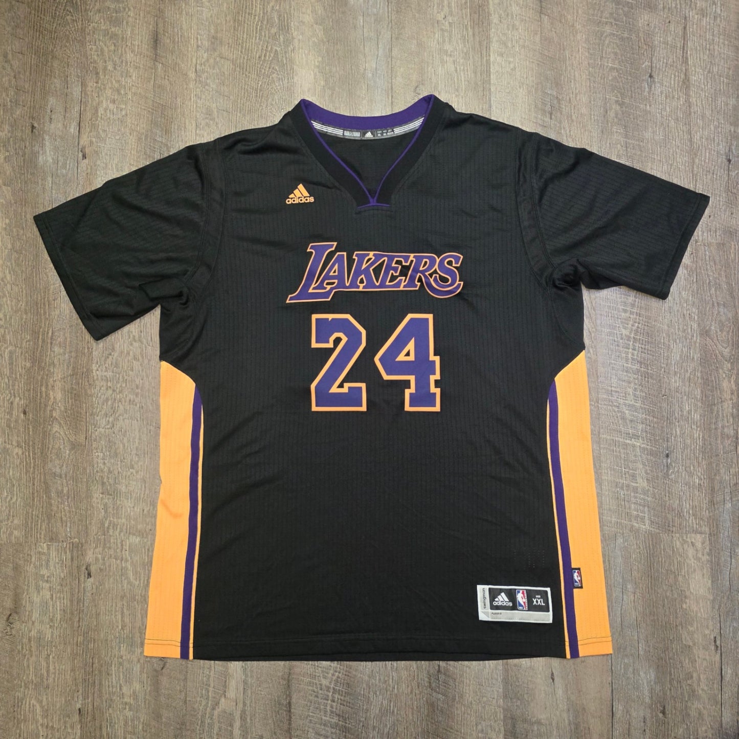 Kobe Bryant Hollywood Nights Lakers Adidas black sleeve Jersey Medium mamba NWOT