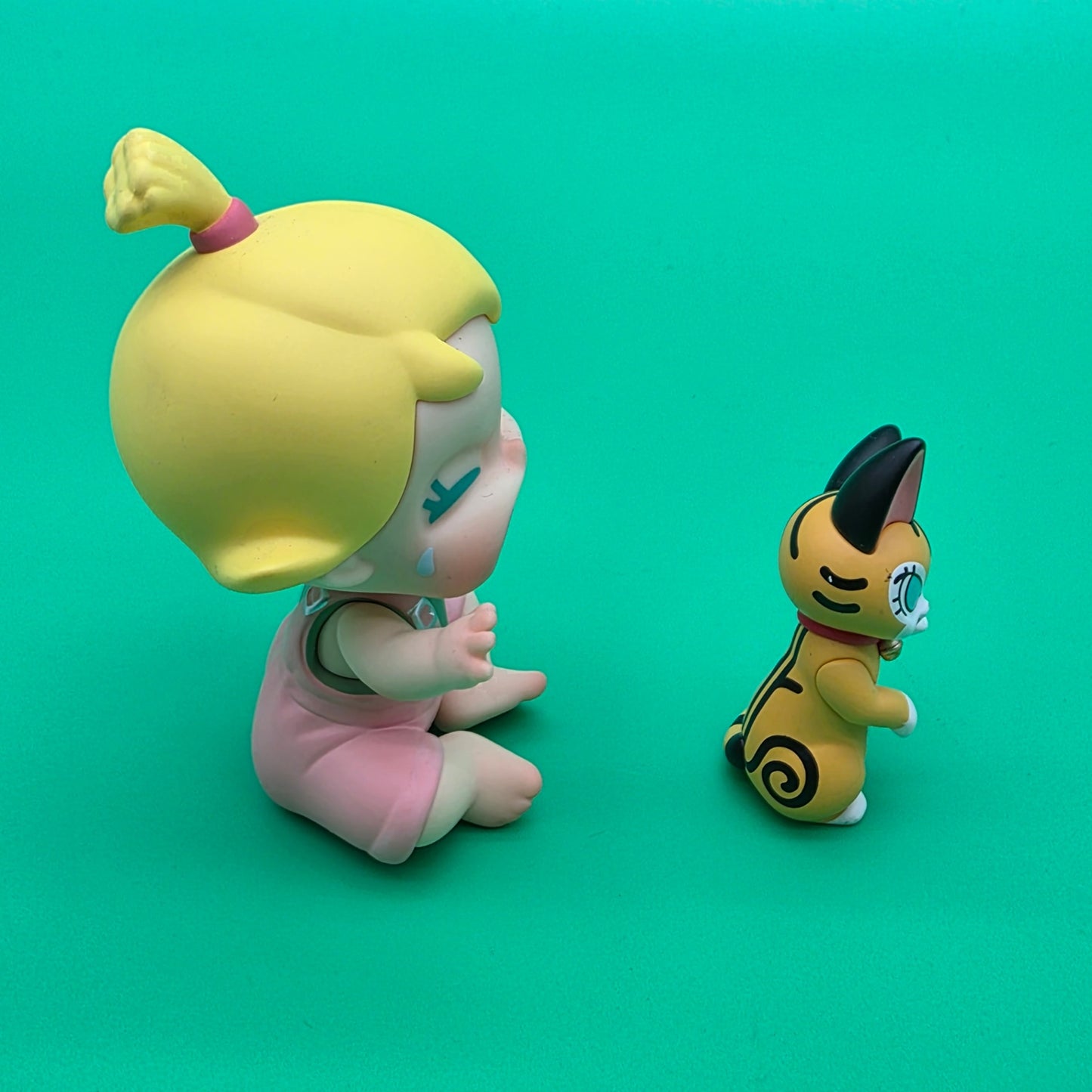 POP MART Collectible Figurines
