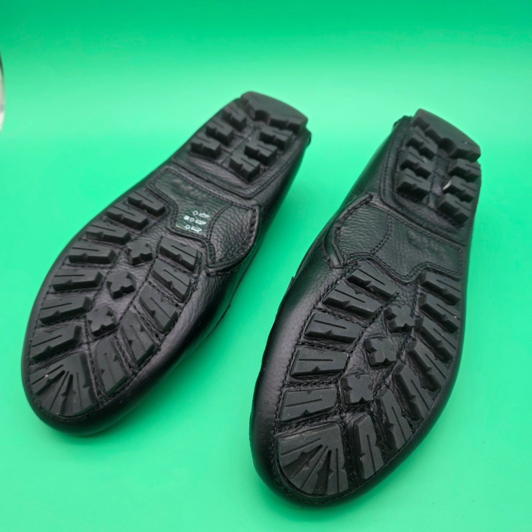 Coach Arlene Turnlock Driving Shoes Black Pebbled Leather Loafers Size 6.5