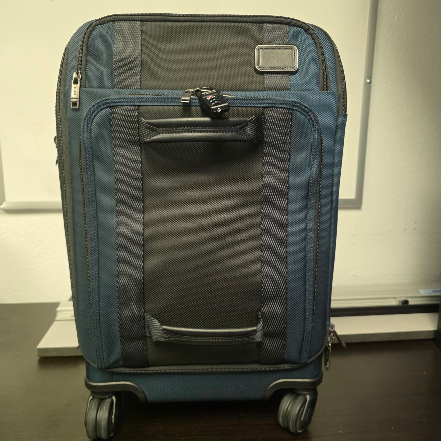 TUMI Merge 22" Carry On