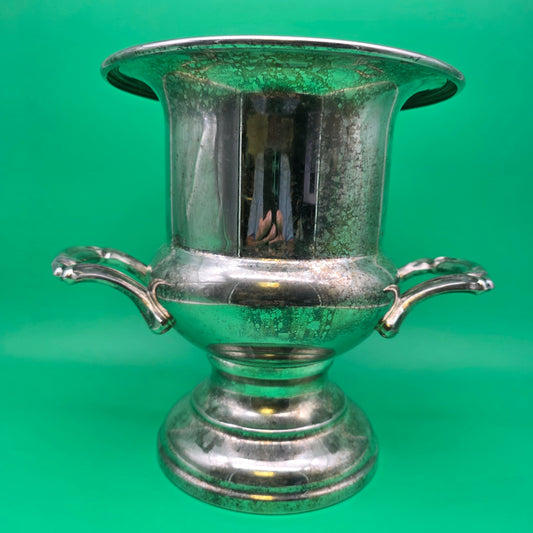 Vintage Oneida Champagne silver plated ice bucket