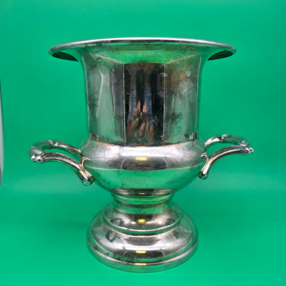 Vintage Oneida Champagne silver plated ice bucket