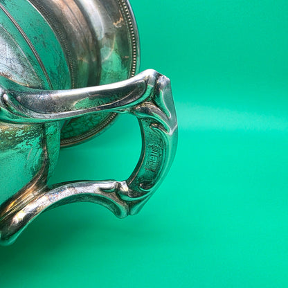 Vintage Oneida Champagne silver plated ice bucket