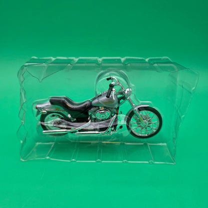 Maisto Harley-Davidson 2001 FSXT Softail Standar 