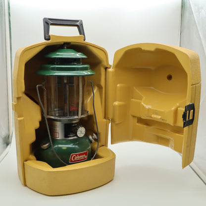 Coleman Lantern 220H Double Mantle Lantern in Yellow Clamshell Case UNTESTED