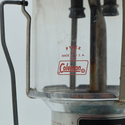 Coleman Lantern 220H Double Mantle Lantern in Yellow Clamshell Case UNTESTED