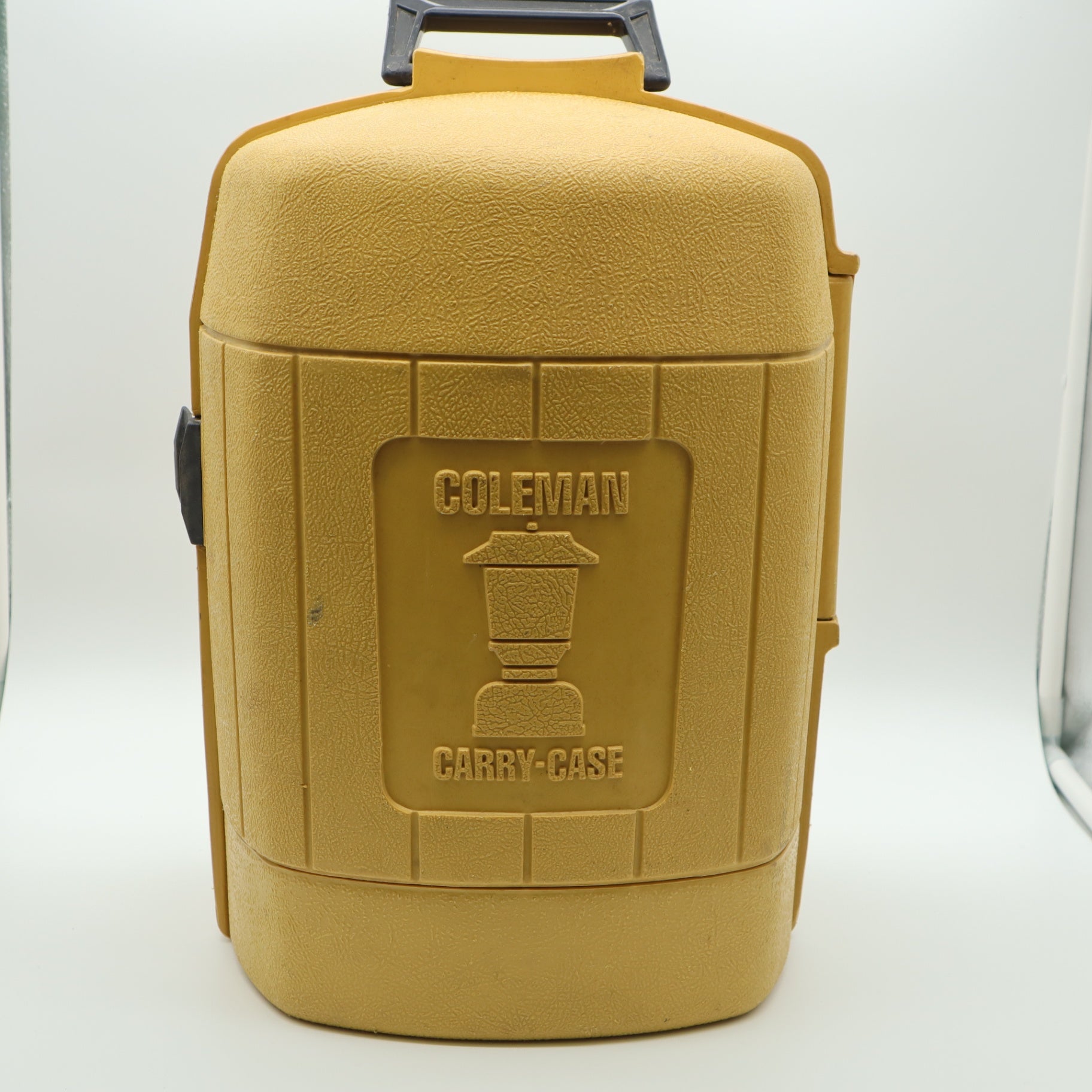 Coleman Lantern 220H Double Mantle Lantern in Yellow Clamshell Case UNTESTED