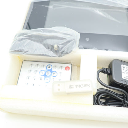 Sunpack 7" Digital phot frame- NIB Tested