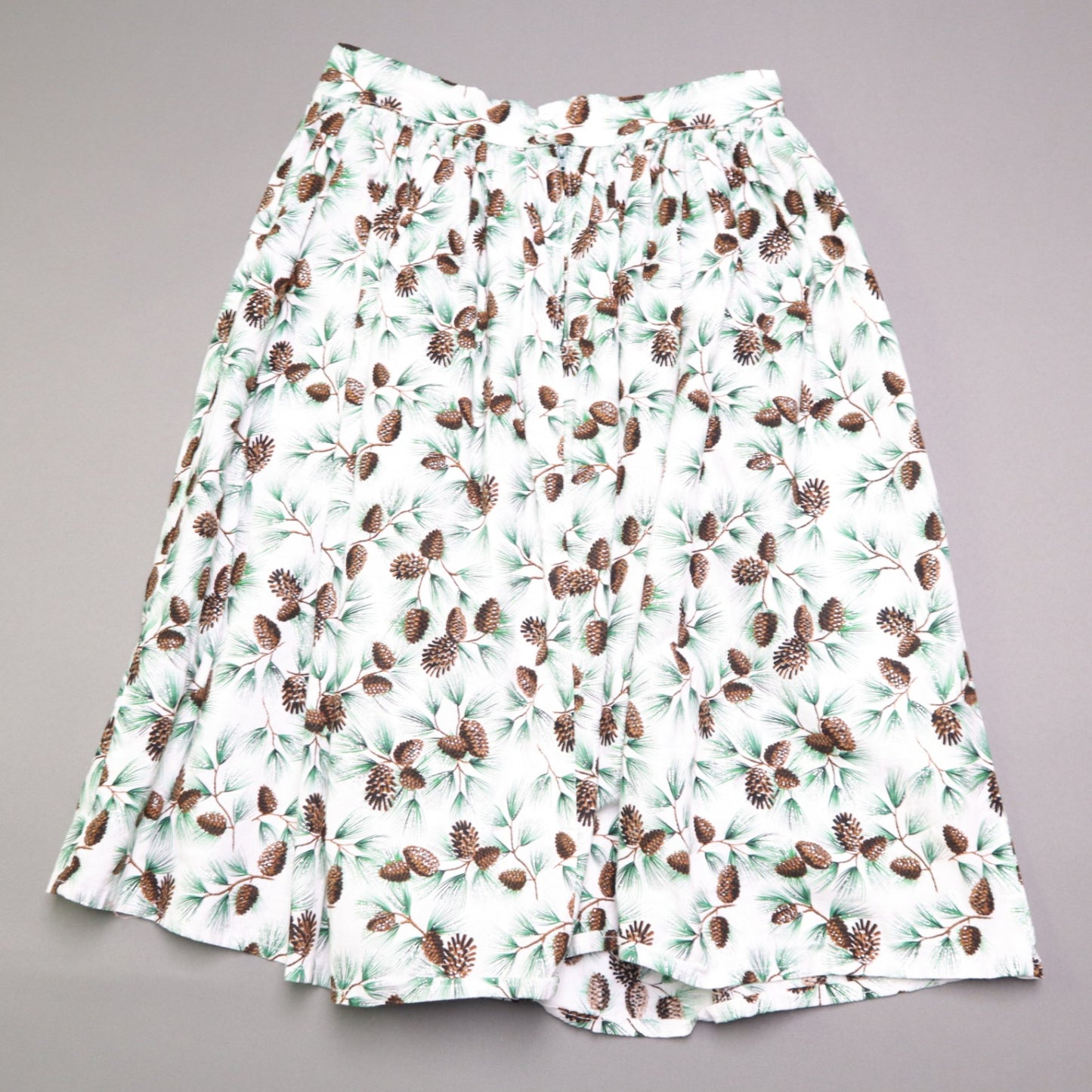 Vintage Style Pinecone Evergreen Print A-Line Midi Skirt White Green Christmas